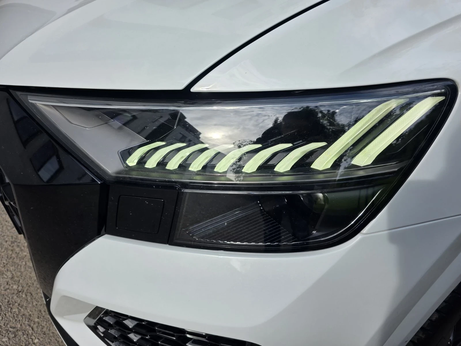 Audi RSQ8, снимка 16 - Автомобили и джипове - 56285915