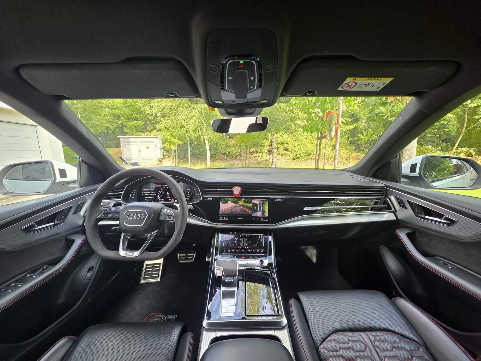 Audi RSQ8, снимка 12 - Автомобили и джипове - 56285915