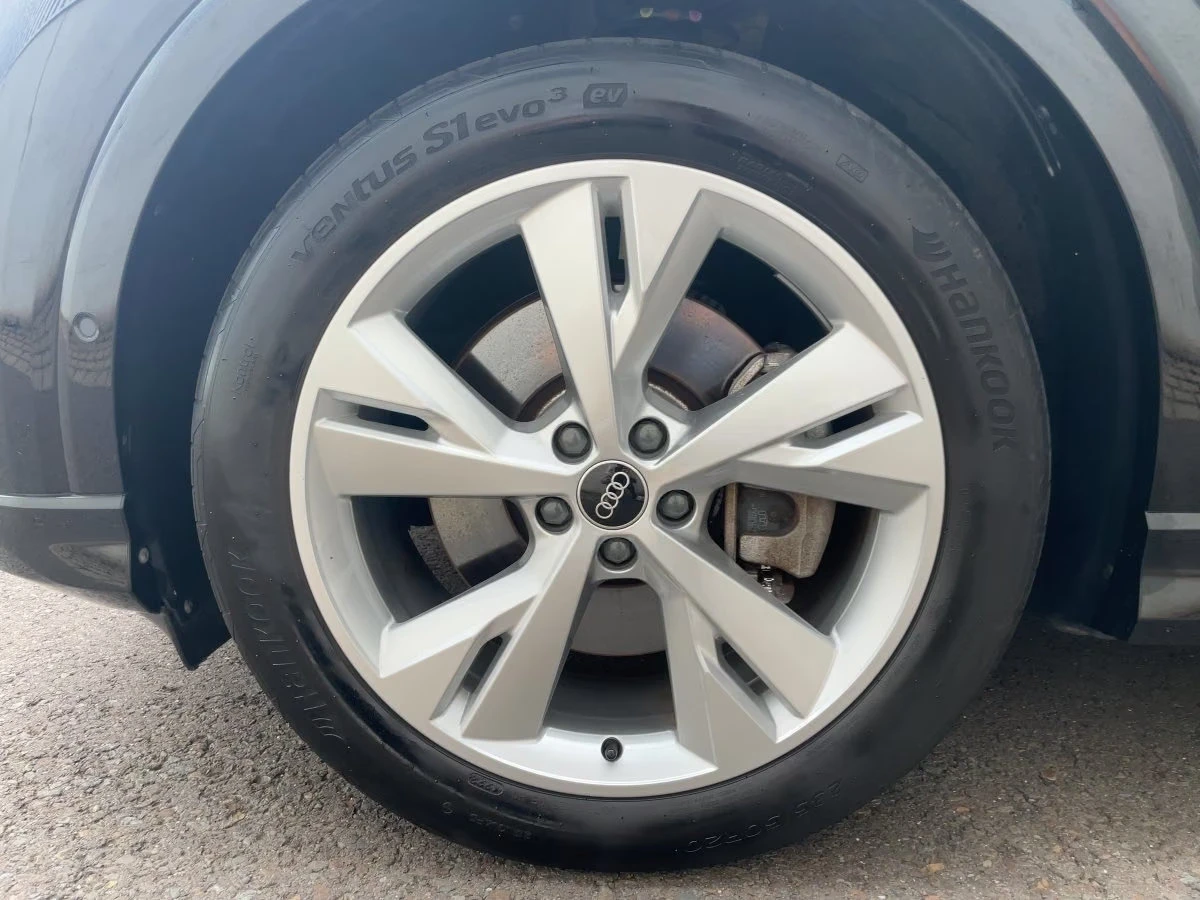 Audi Q4 ETRON 50 /299HP/SP.BACK/S-LINE/MATRIX/CAM/103a | Mobile.bg � ����������� 11