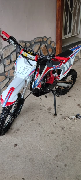 ����� �� �������� �� Telstar Dirt Bike