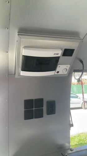 Каравана Други Airstram , снимка 17