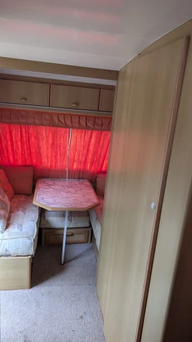 Каравана Adria, снимка 10