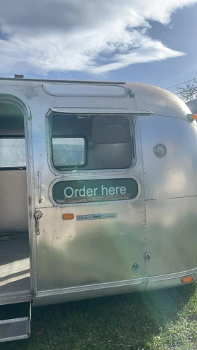 Каравана Други Airstram , снимка 15