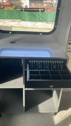 Каравана Други Airstram , снимка 14