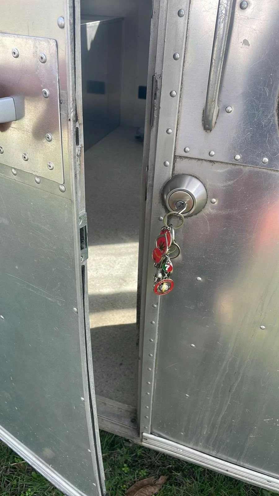 Каравана Други Airstram  - изображение 7