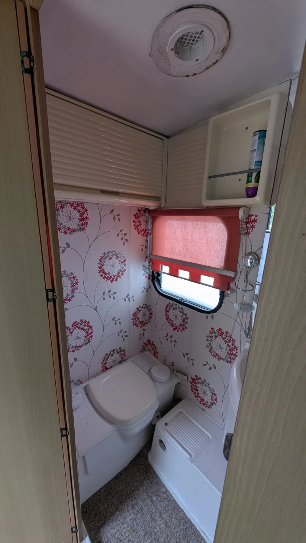 Каравана Adria, снимка 6 - Каравани и кемпери - 56382352