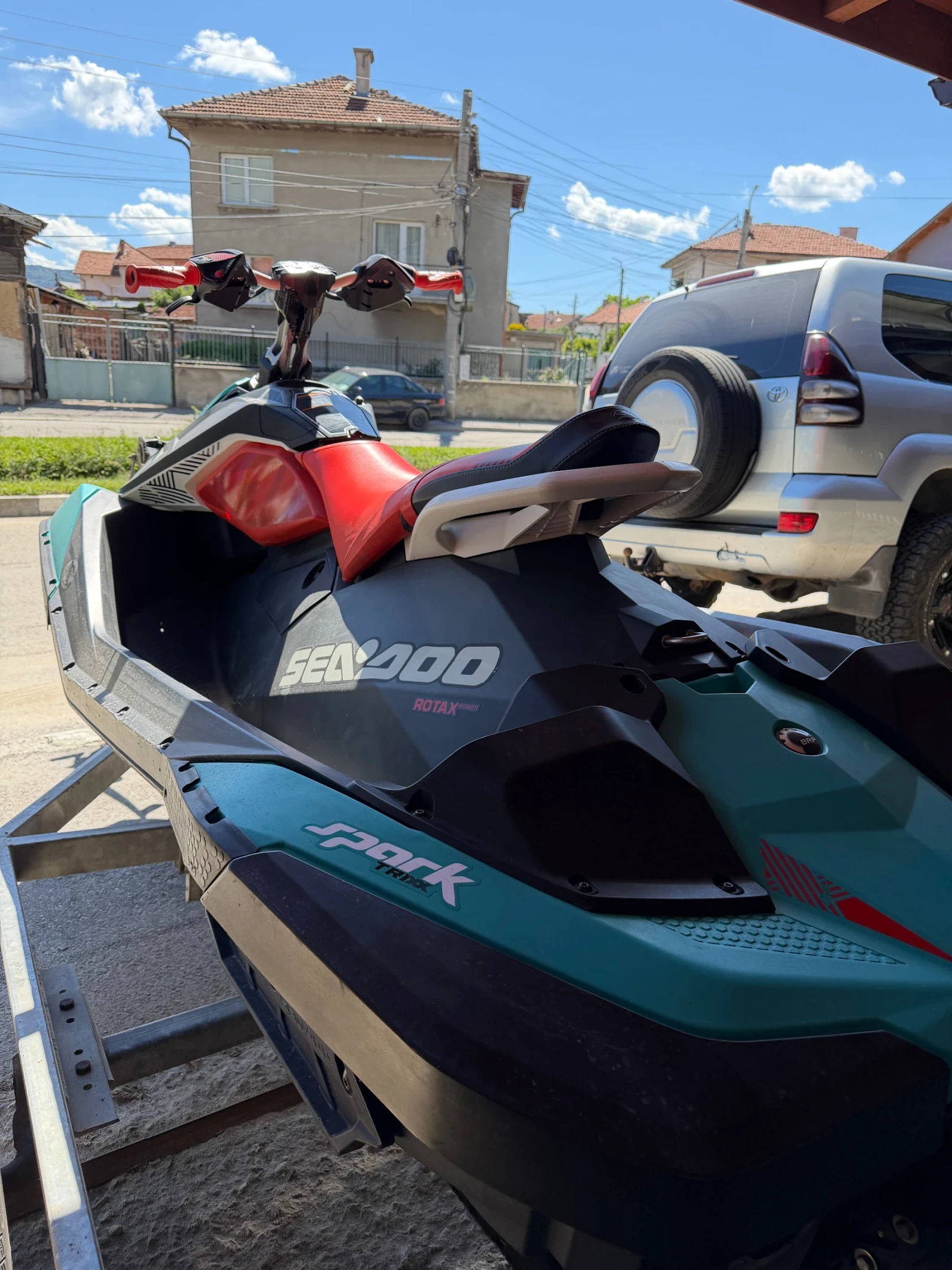 Джет Bombardier Sea Doo, снимка 2 - Воден транспорт - 54902472