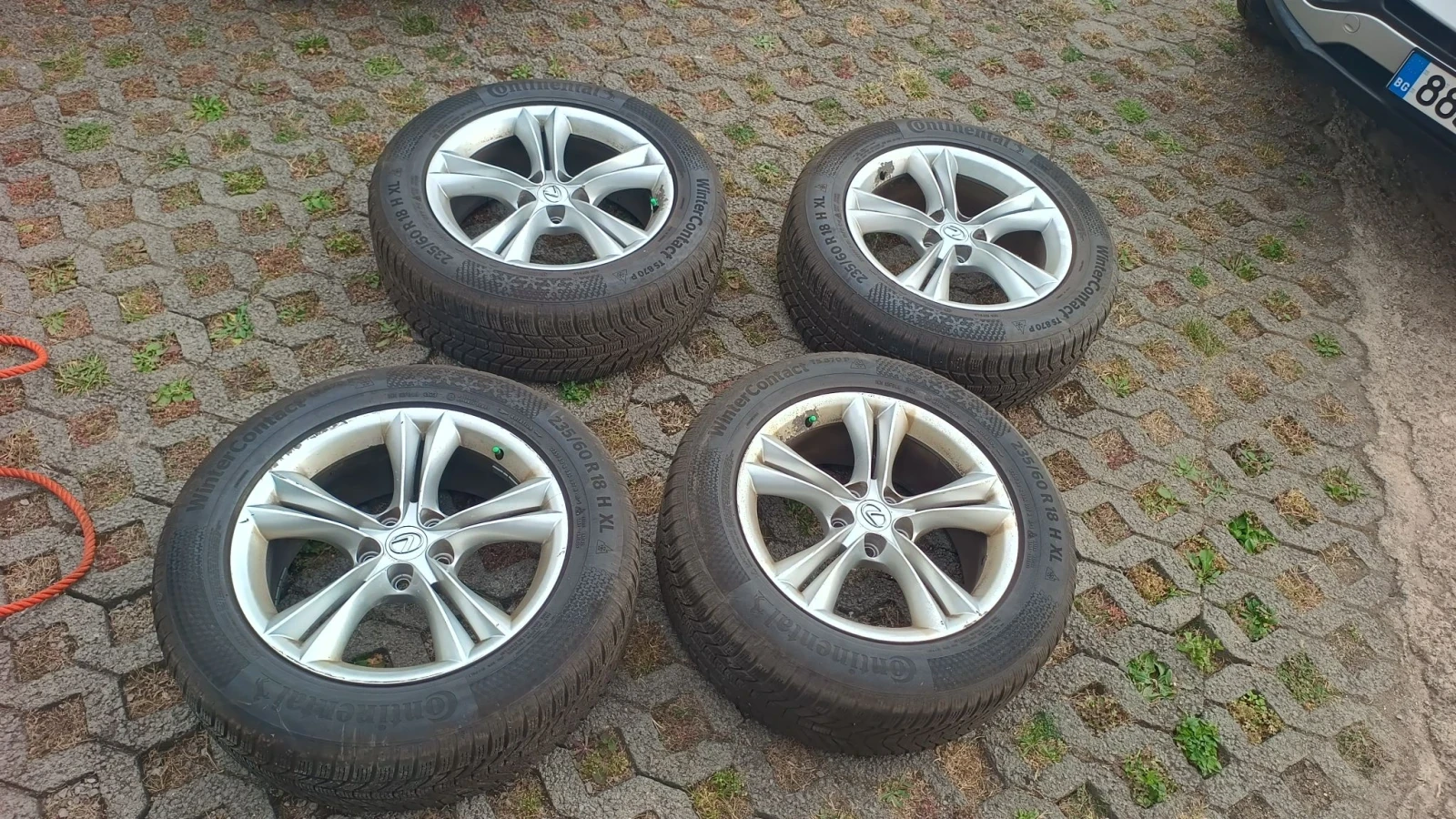 Гуми с джанти Continental 235/60R18