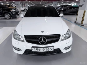 Mercedes-Benz C 200 AMG PACK* PANO* КОЖА* ПОДГРЕВ* НАВИ* КАМЕРИ, снимка 2