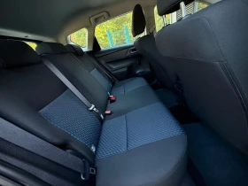 Toyota Auris 1.33* LED * Уникат* , снимка 10