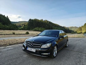     Mercedes-Benz C 300 * * M276 * 3.5 * AMG * 4-MATIC* Harman Kardon