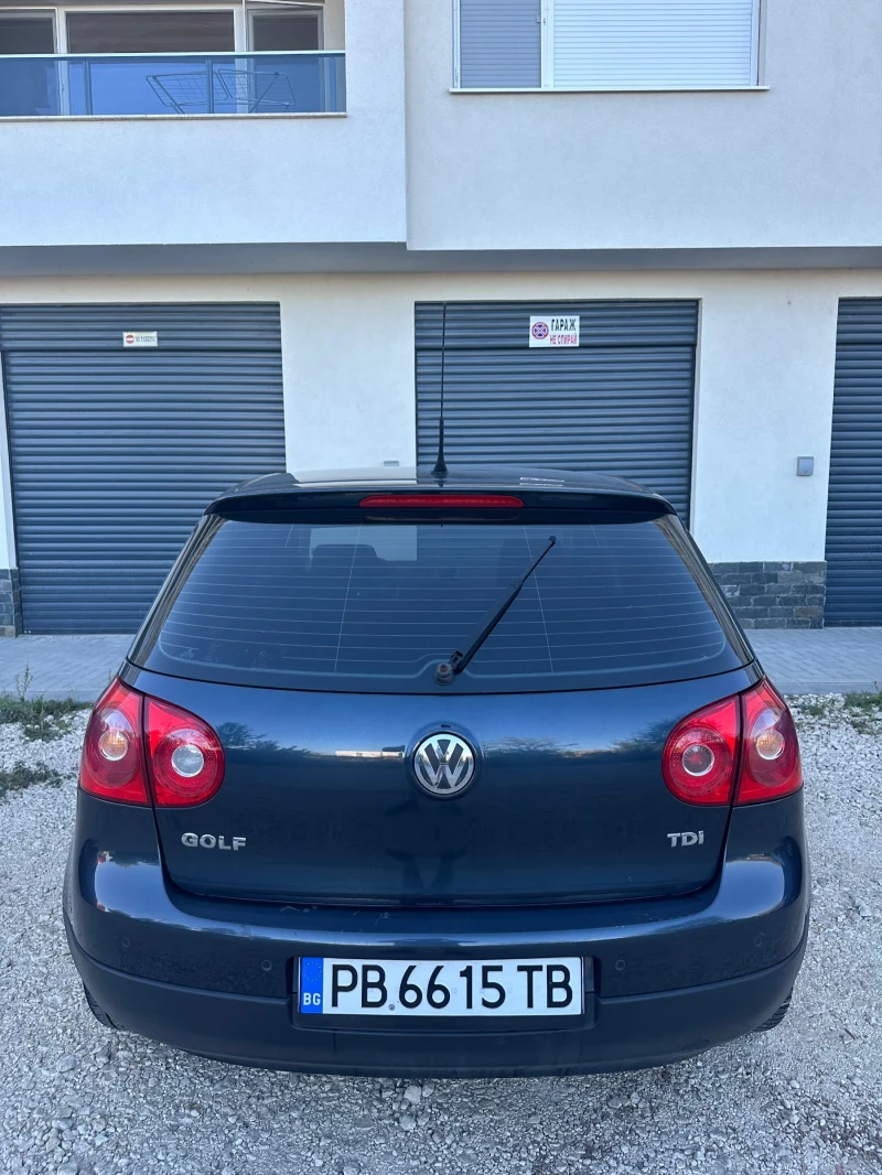 VW Golf, снимка 4 - Автомобили и джипове - 47622290