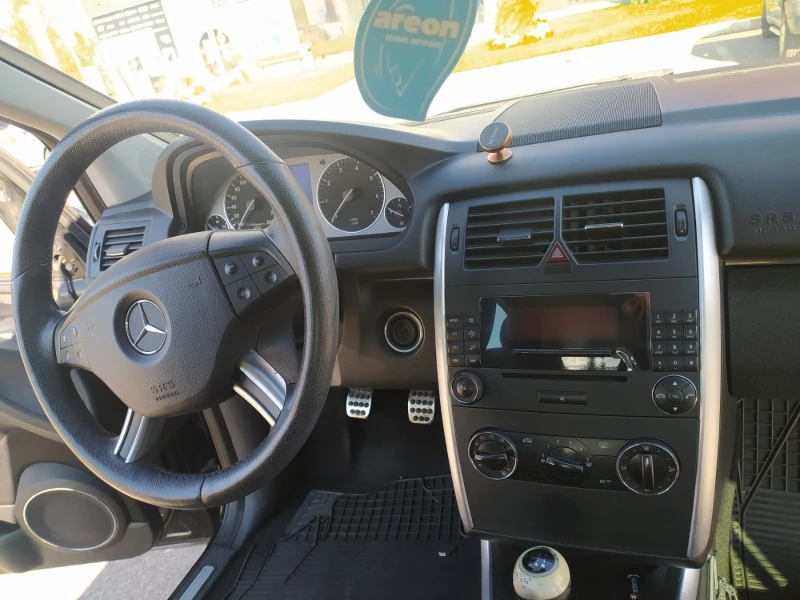 Mercedes-Benz B 150, снимка 2 - Автомобили и джипове - 48032786