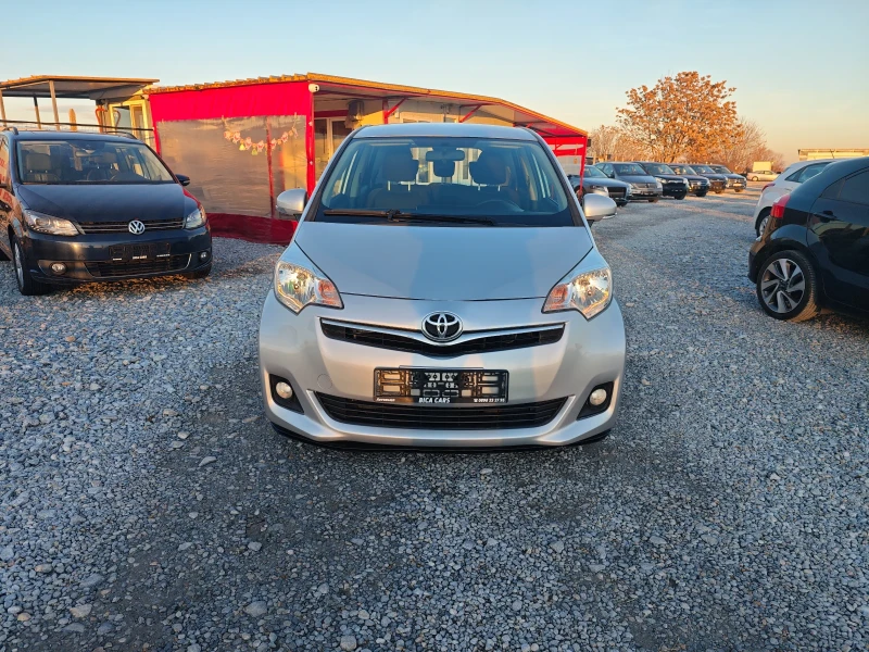 Toyota Verso S 1.4 D4D , снимка 2 - Автомобили и джипове - 48559092