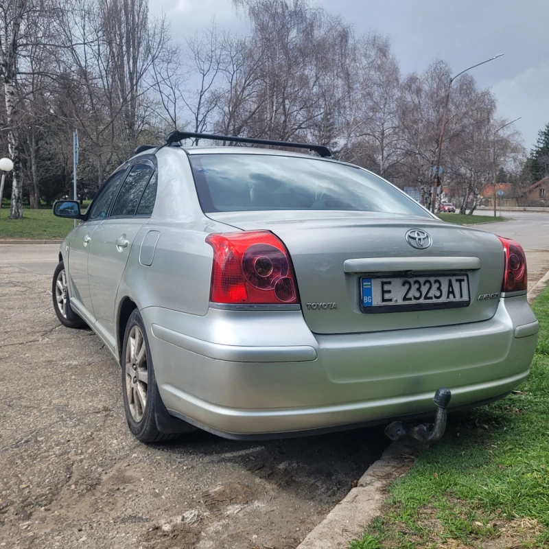 Toyota Avensis, снимка 11 - Автомобили и джипове - 49520363