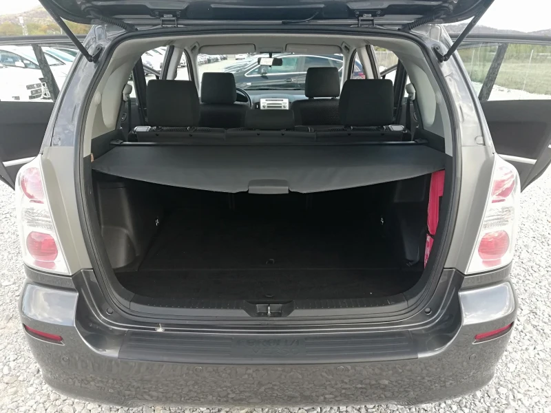 Toyota Corolla verso 1.6 vvti klima, снимка 11 - Автомобили и джипове - 52155215