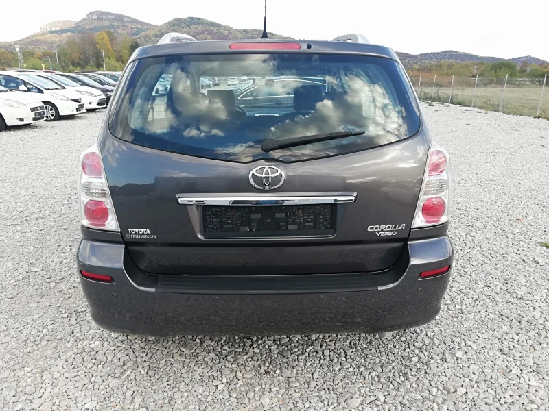 Toyota Corolla verso 1.6 vvti klima, снимка 5 - Автомобили и джипове - 52155215