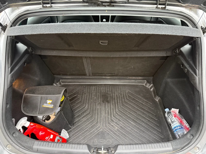 Hyundai I30 1, 4 CRDi ТОП СЪСТОЯНИЕ, снимка 11 - Автомобили и джипове - 52893300