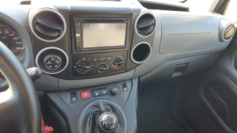 Citroen Berlingo 1.6 hdi, снимка 8 - Автомобили и джипове - 53032946