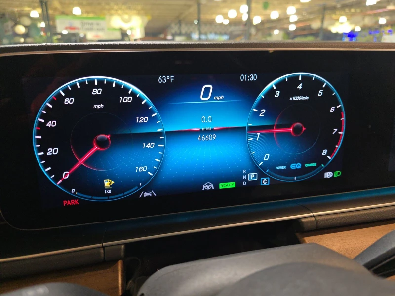 Mercedes-Benz GLS 450 Distronic* 360* Мъртва Т* Обдухване* Burmester, снимка 9 - Автомобили и джипове - 53077510