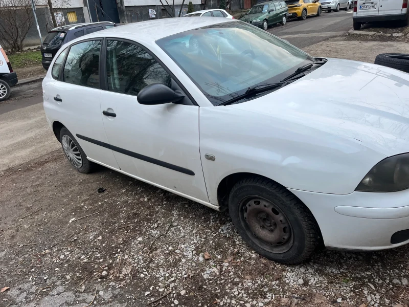 Seat Ibiza, снимка 2 - Автомобили и джипове - 53124388