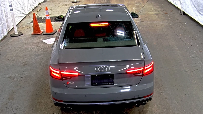 Audi S4 Premium Plus| DISTRONIC| NARDO GREY| RED INTERIOR , снимка 7 - Автомобили и джипове - 53513878
