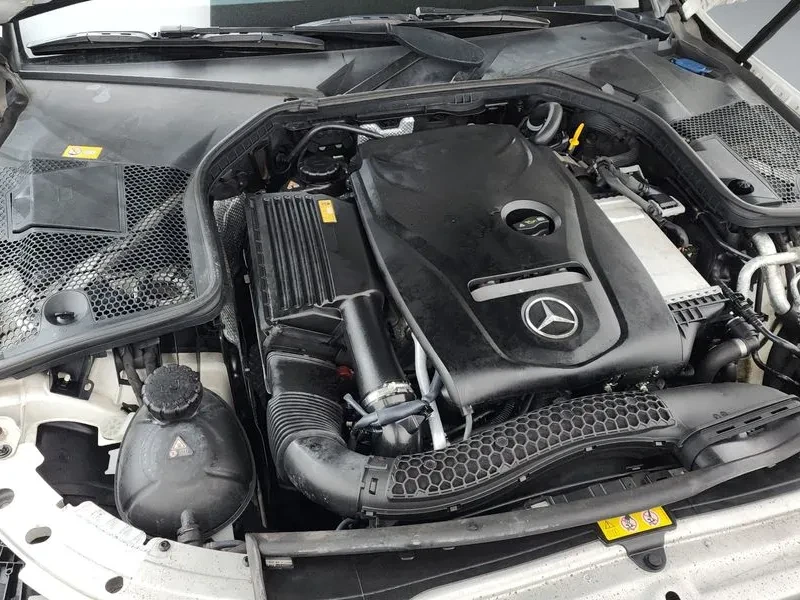 Mercedes-Benz C 200 2.0, снимка 6 - Автомобили и джипове - 54278050