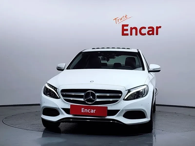 Mercedes-Benz C 200 2.0, снимка 3 - Автомобили и джипове - 54278050