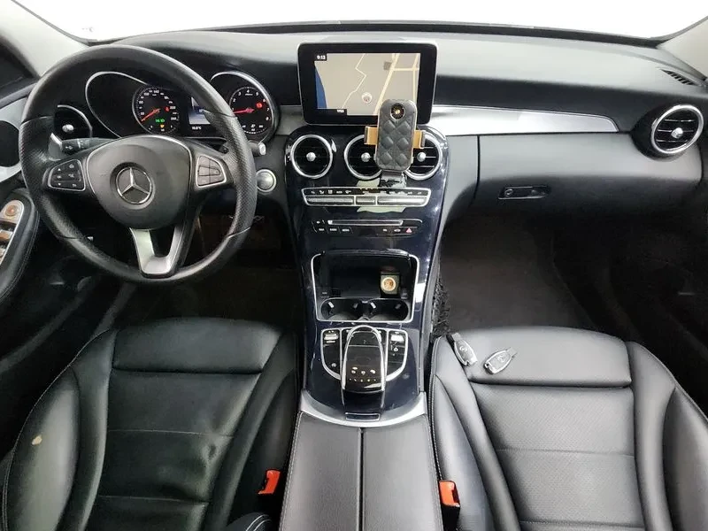 Mercedes-Benz C 200 2.0, снимка 7 - Автомобили и джипове - 54278050