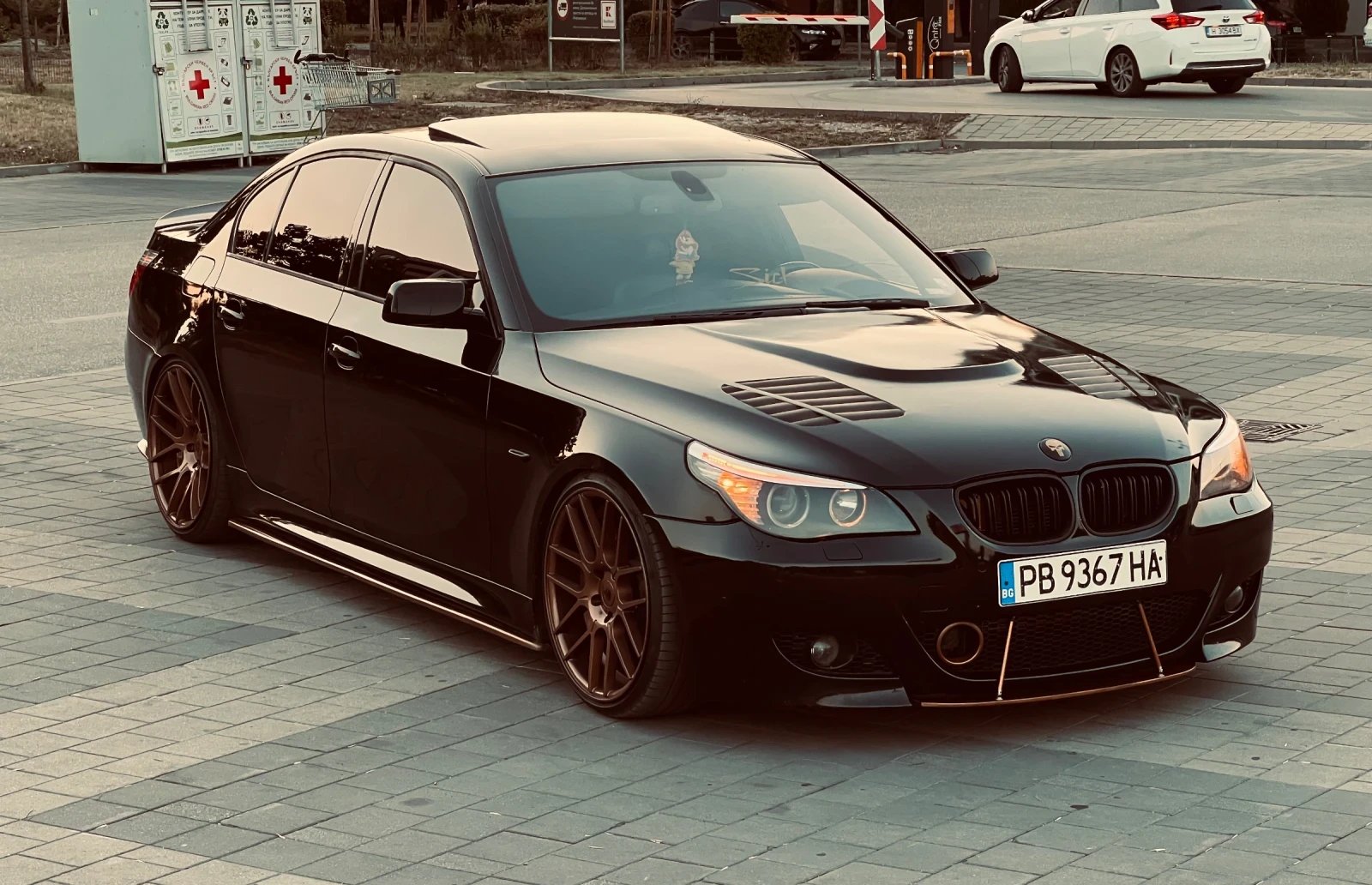 BMW 550 i v8, M5 pack, снимка 1