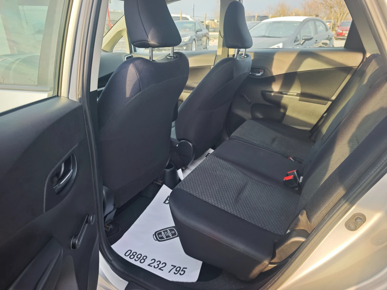 Toyota Verso S 1.4 D4D , снимка 10 - Автомобили и джипове - 48559092