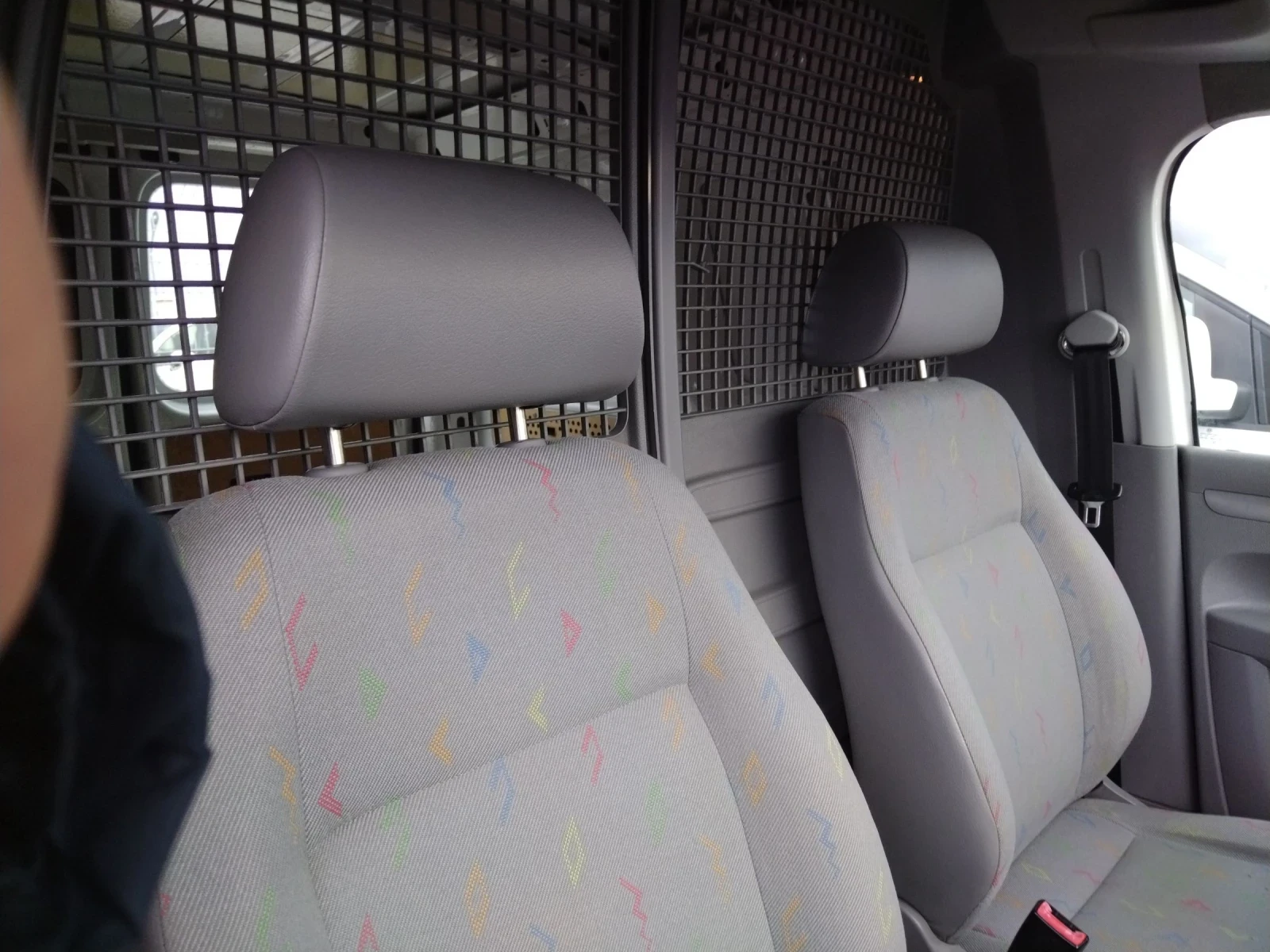 VW Caddy Климатик, отлично състояние.  | Mobile.bg — изображение 15