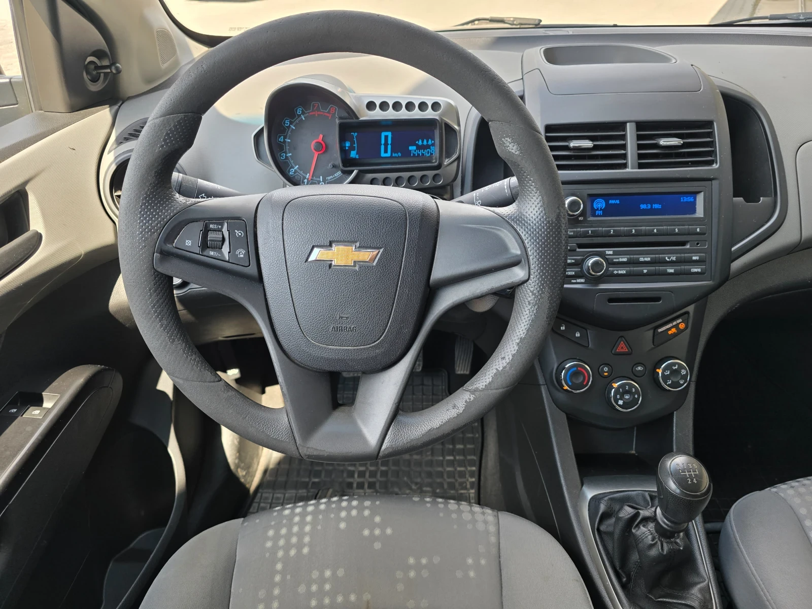 Chevrolet Aveo 1.2i 70  5 144000 . | Mobile.bg   14