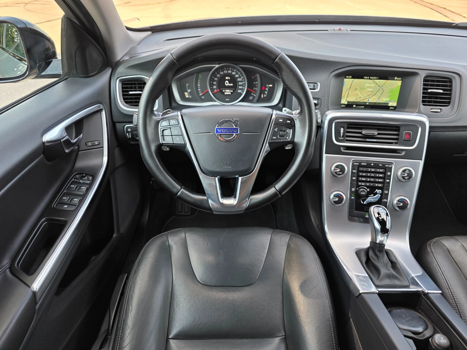 Volvo V60 Cross Country 2.0 D3  | Mobile.bg   12