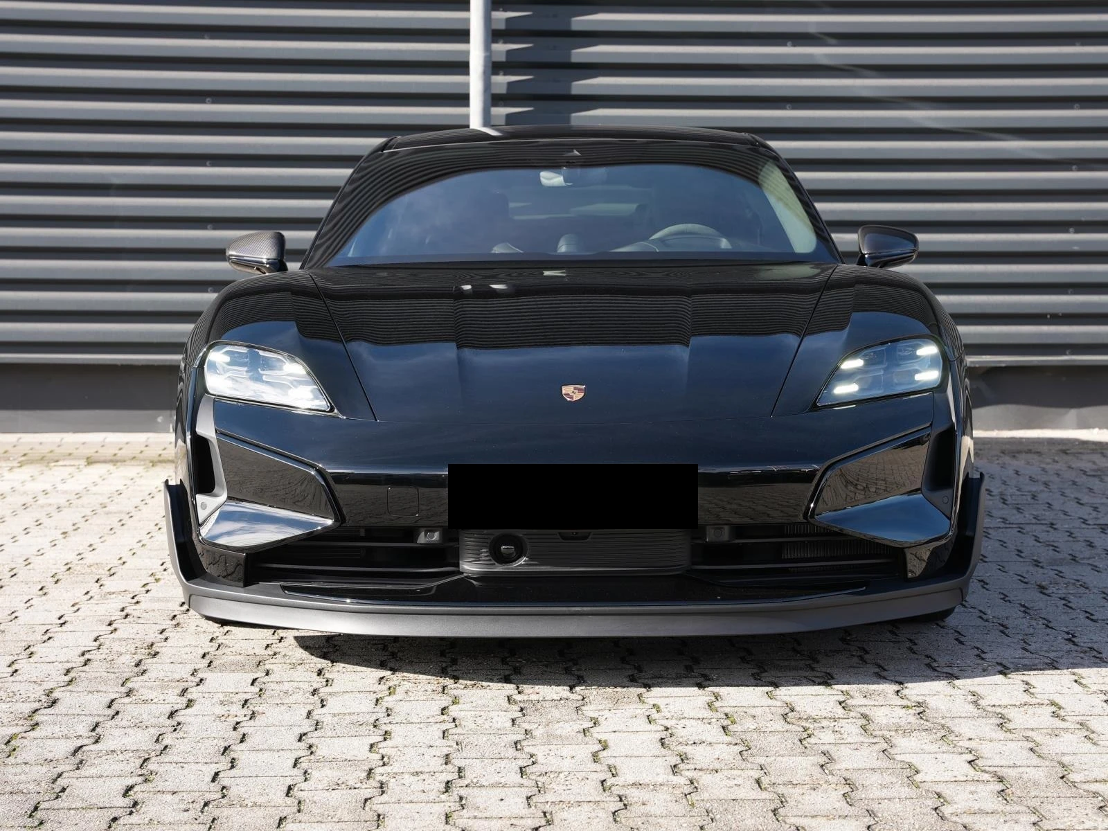 Porsche Taycan TURBO GT/CERAMIC/CARBON/BOSE/PANO/MATRIX/360/HUD/  - изображение 2