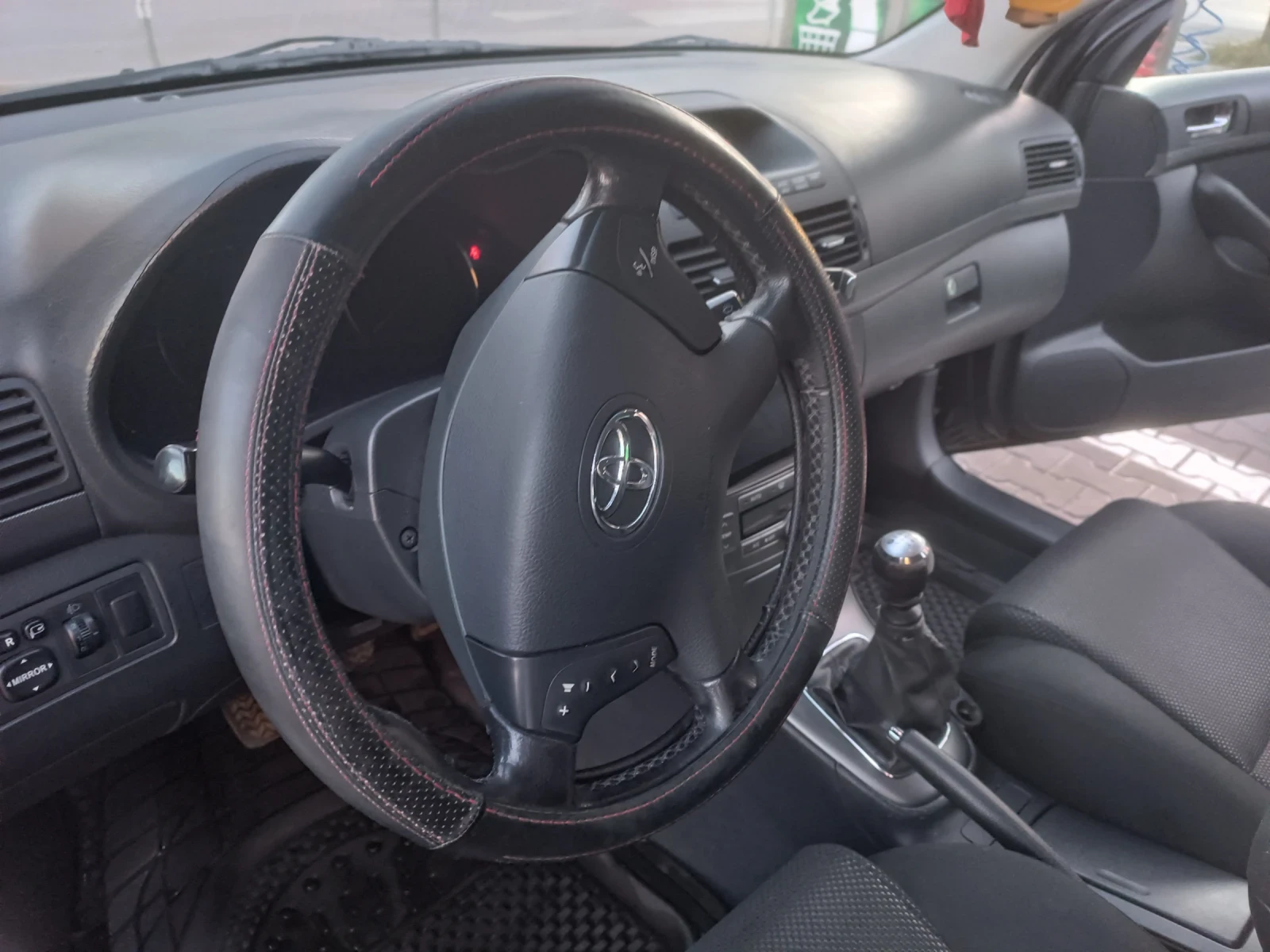 Toyota Avensis Т25 - изображение 6