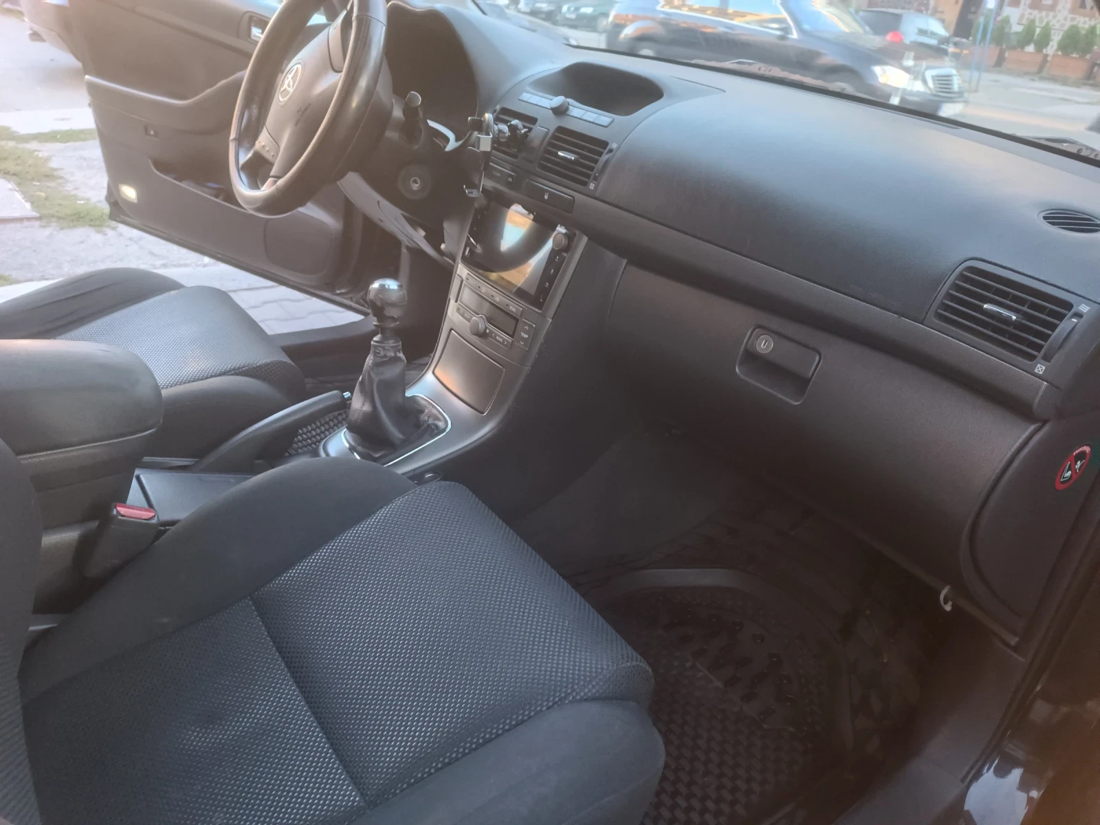 Toyota Avensis Т25 - изображение 8
