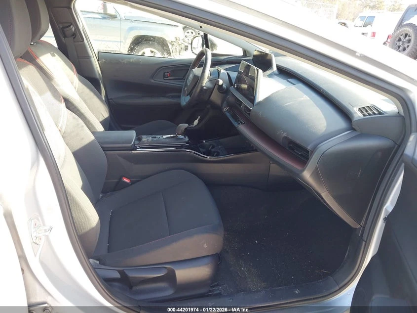 Toyota Prius 2l Prime Se, снимка 5 - Автомобили и джипове - 53819047