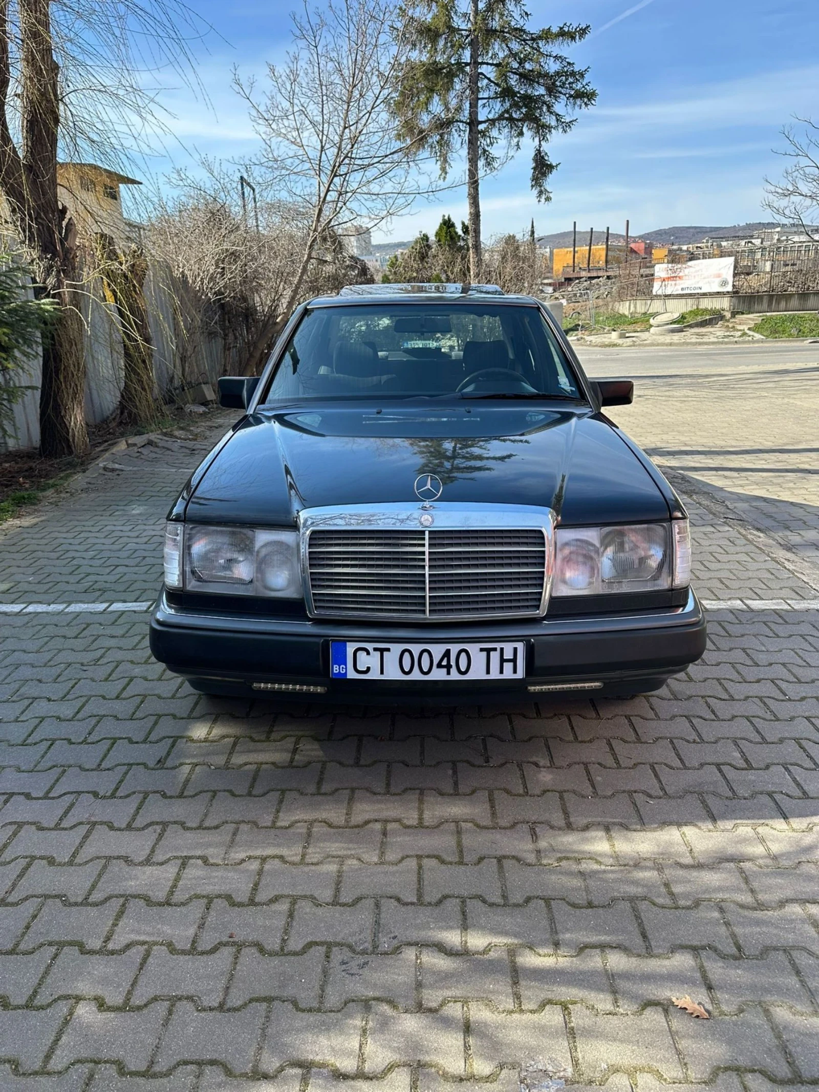 Mercedes-Benz 124 2.0, снимка 2 - Автомобили и джипове - 53906295