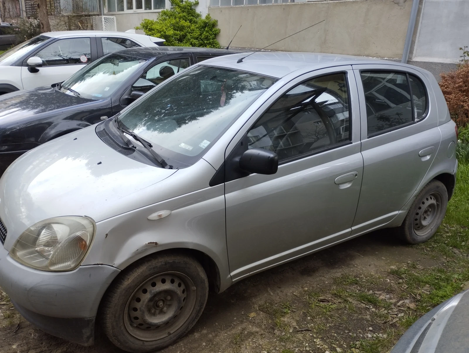 Toyota Yaris, снимка 8 - Автомобили и джипове - 54144417