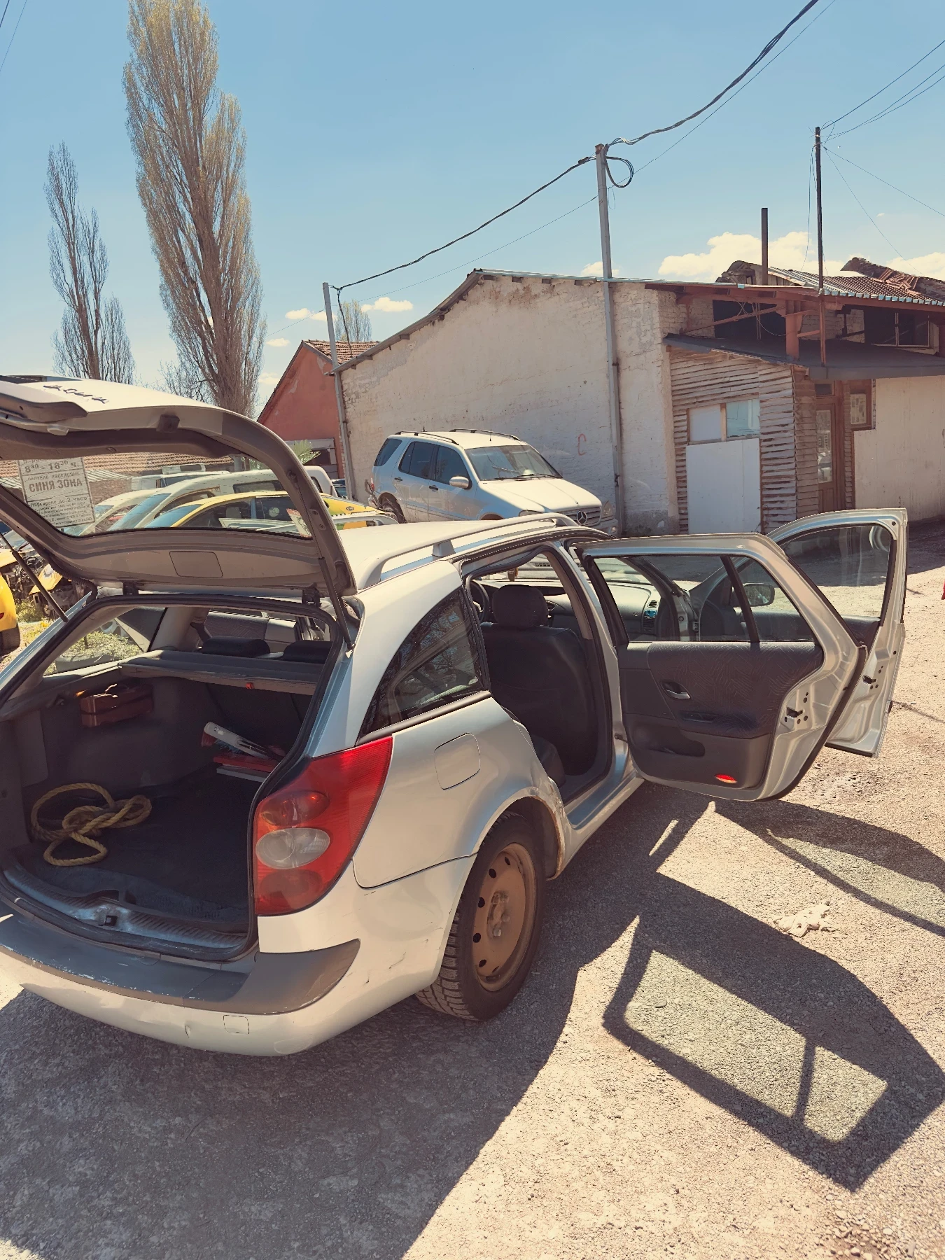 Renault Laguna, снимка 16 - Автомобили и джипове - 54246874