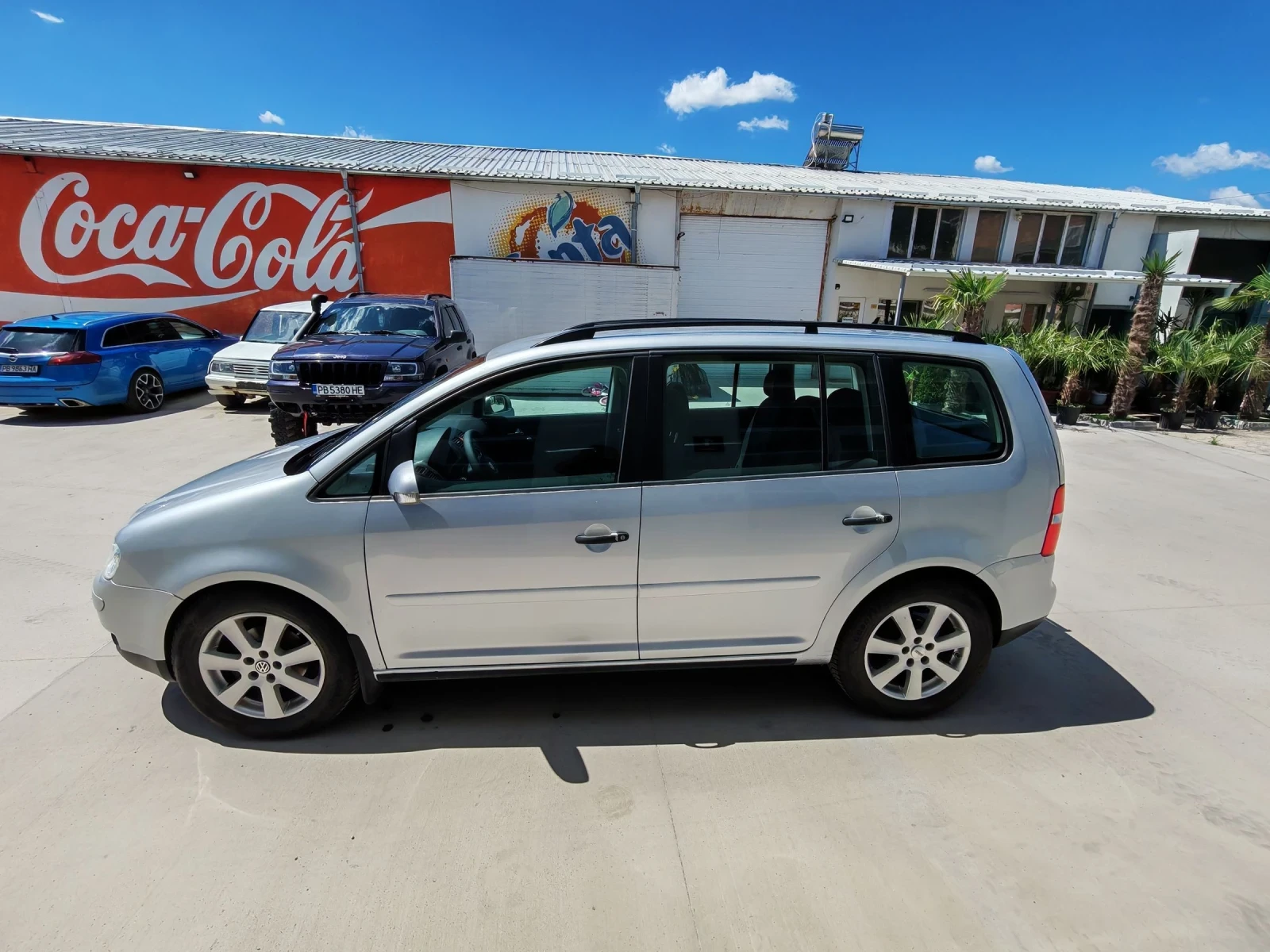 VW Touran 1.9 климатик, снимка 6 - Автомобили и джипове - 55024951