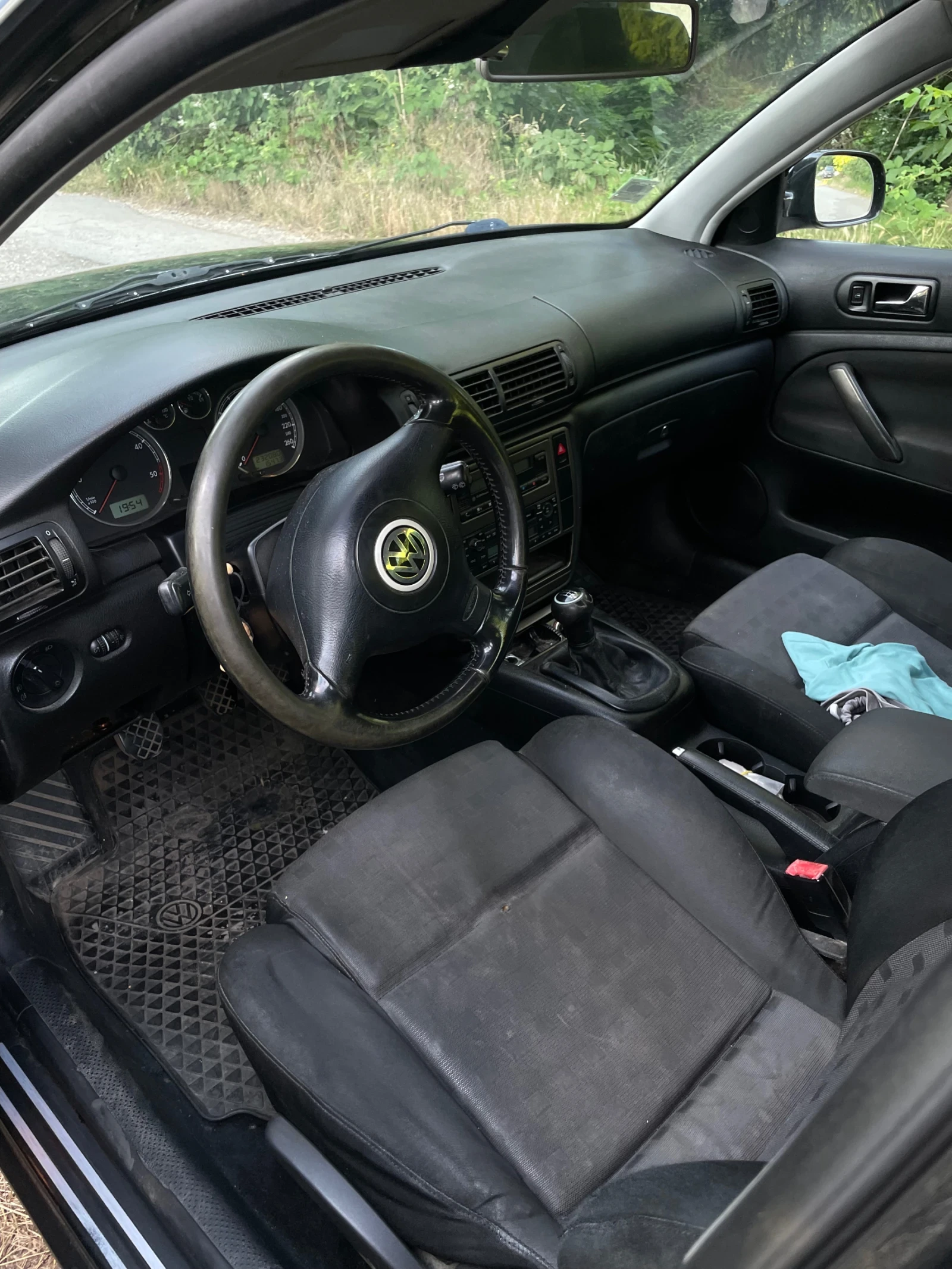 VW Passat, снимка 6 - Автомобили и джипове - 55044153