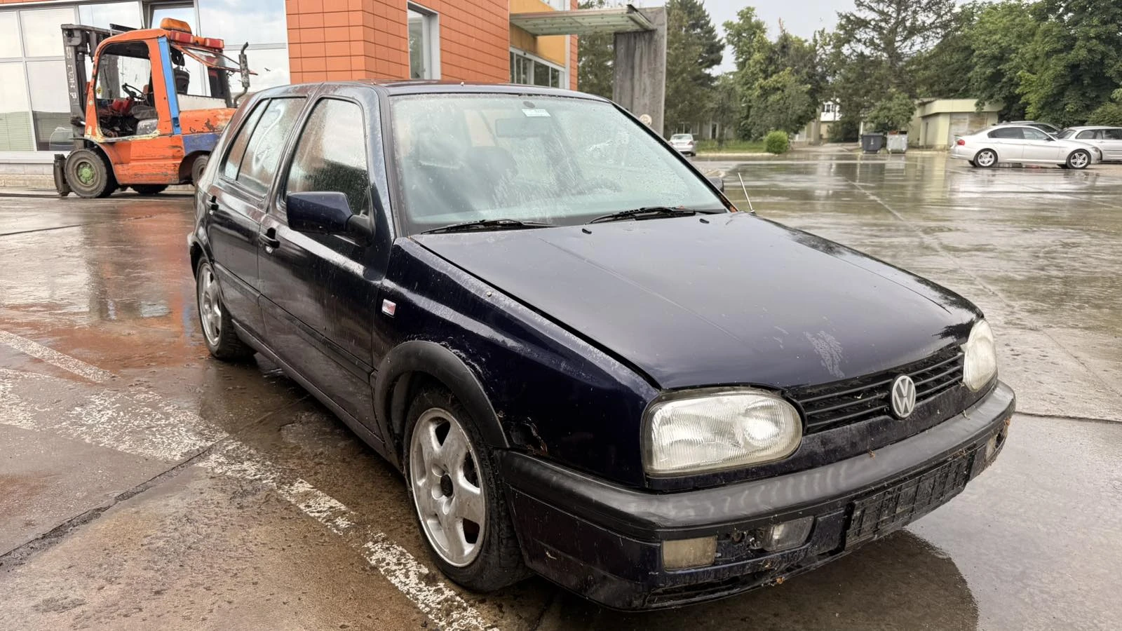 VW Golf