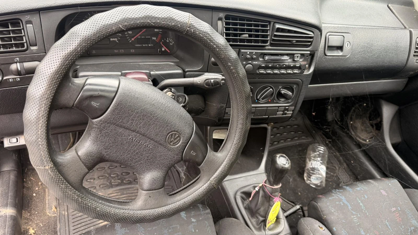 VW Golf, снимка 5 - Автомобили и джипове - 55559024