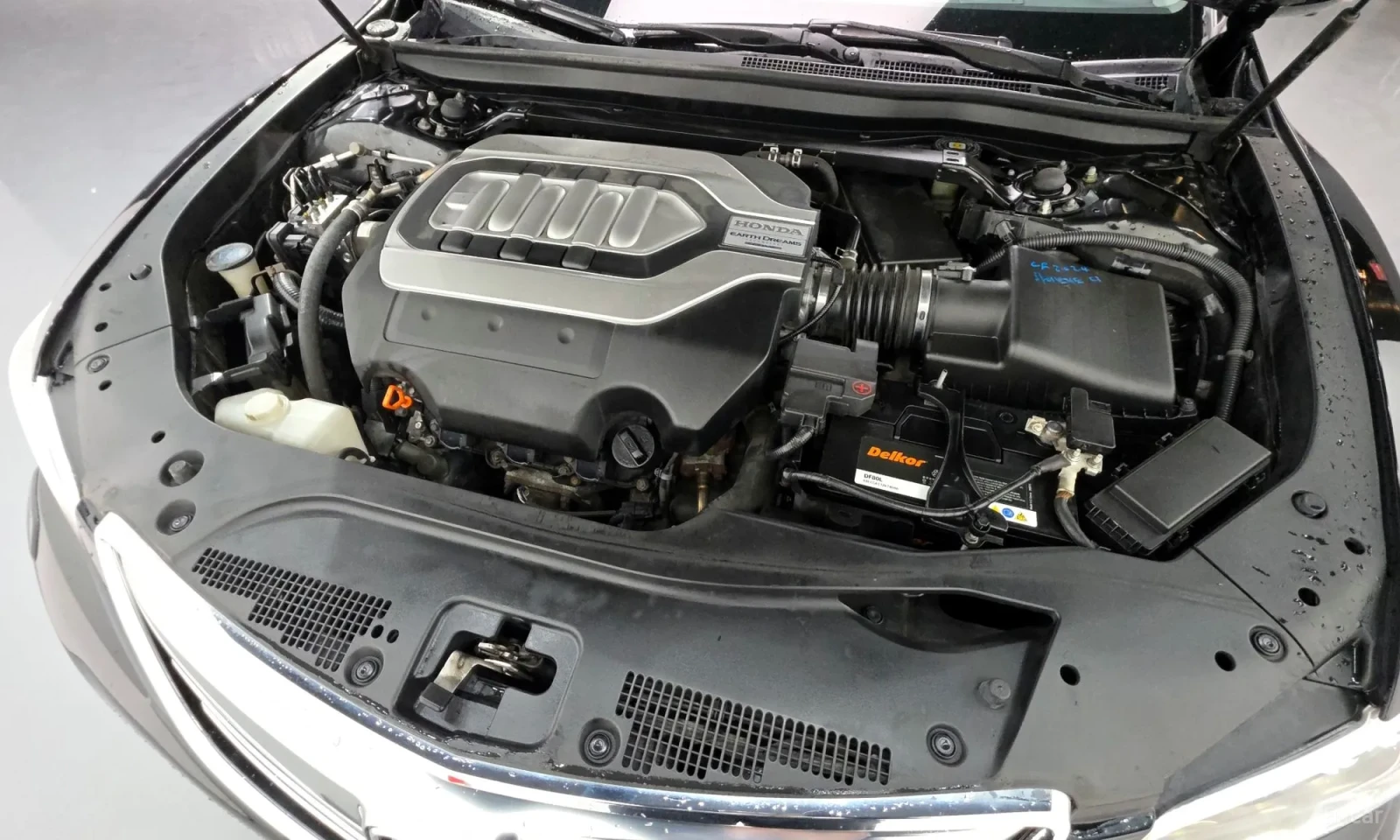 Honda Legend 3.5 V6\Фулл екстри\ ТОП ЦЕНА, снимка 6 - Автомобили и джипове - 55623413