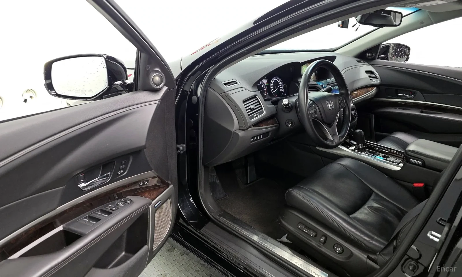 Honda Legend 3.5 V6\Фулл екстри\ ТОП ЦЕНА, снимка 10 - Автомобили и джипове - 55623413