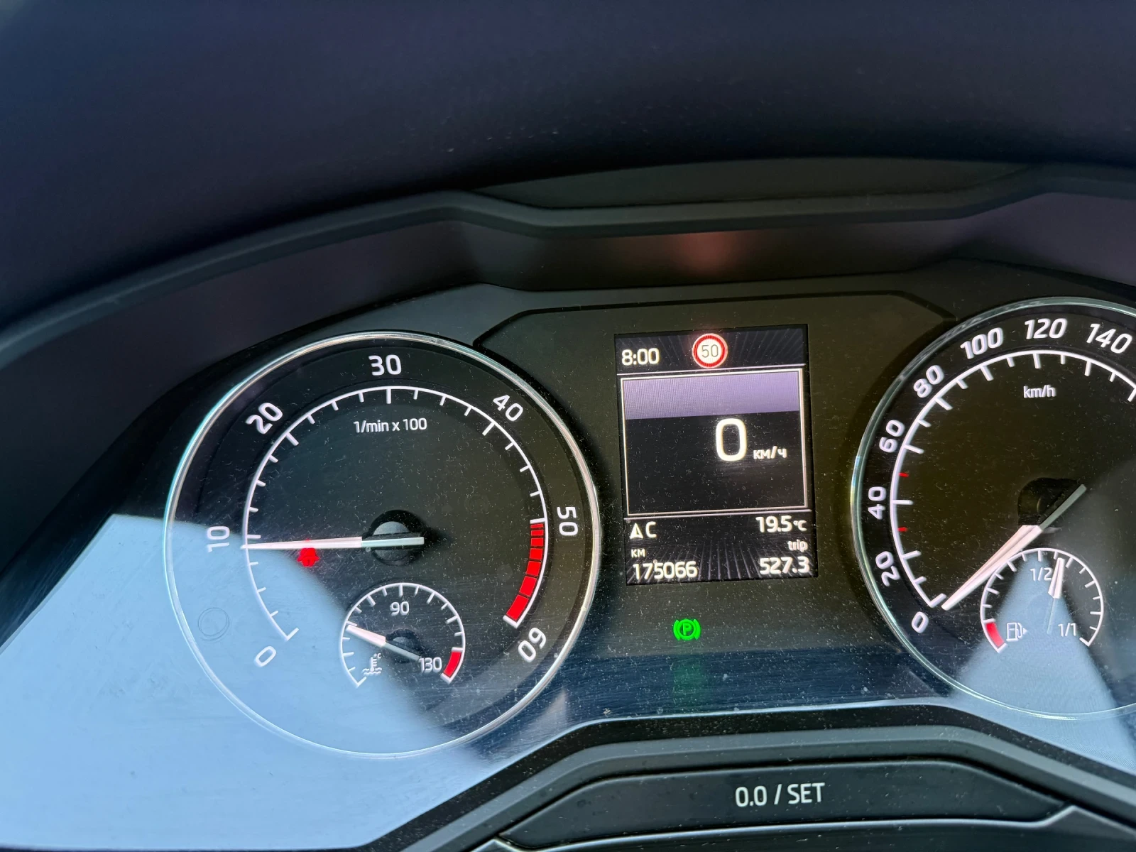 Skoda Superb 2.0 TDi Style 4x4, снимка 7 - Автомобили и джипове - 55807985