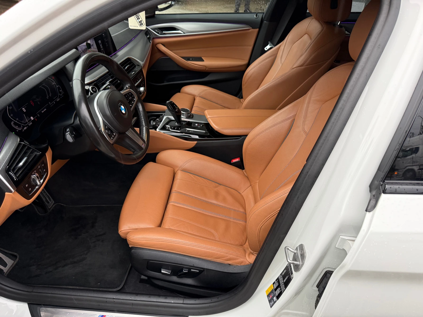 BMW 530E I Performance M Sport, снимка 8 - Автомобили и джипове - 56730162