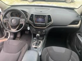 Jeep Cherokee 2.0 4х4 - [10] 